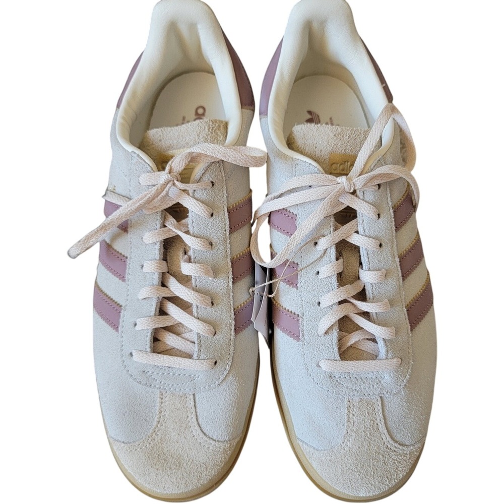 NWOB‎ Adidas Gazelle Bold Platform Sneakers - Cream White / Clay - Women Size 11